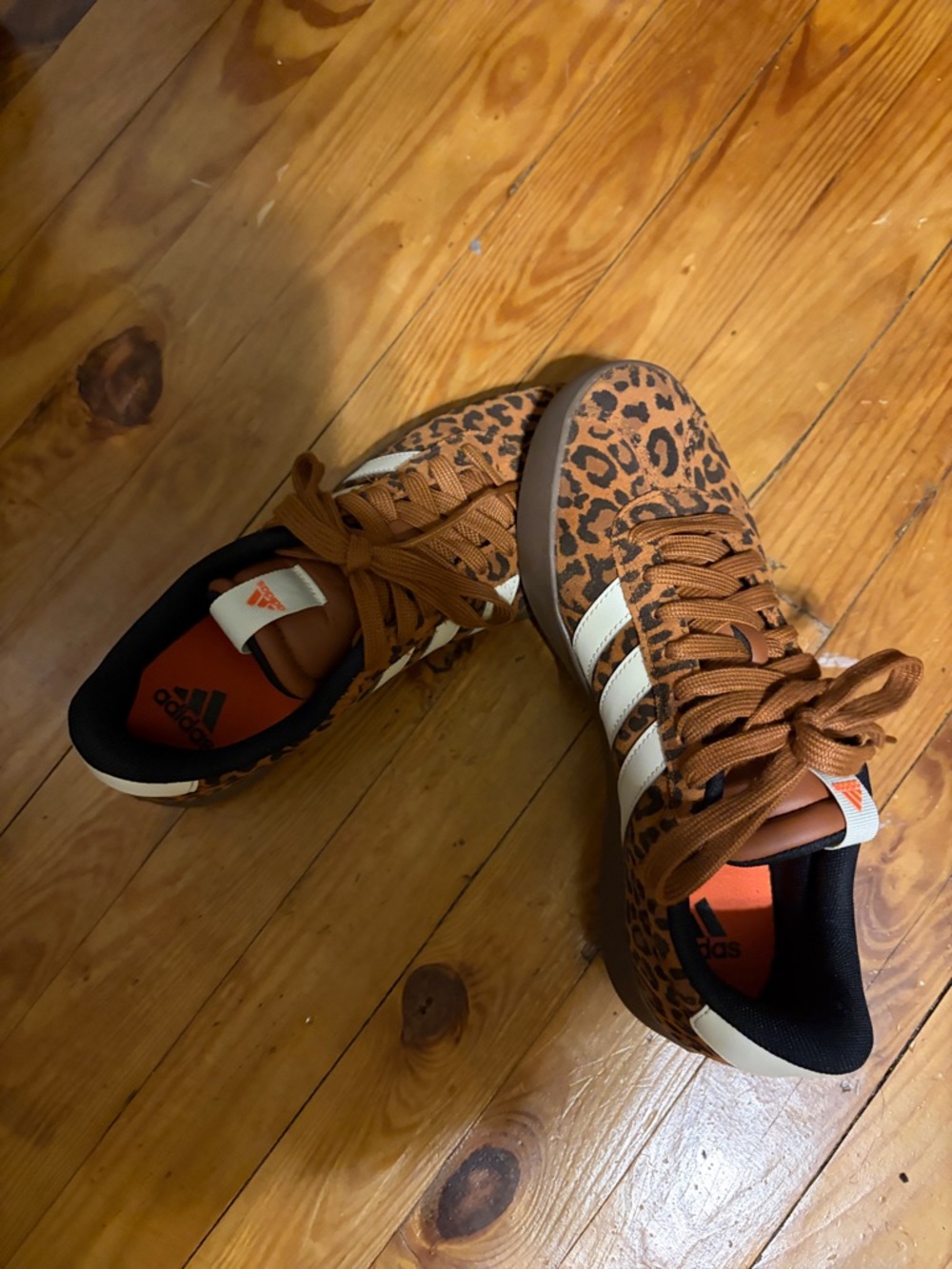 Adidas Leopard Print Sneakers in Brown and White new without tags size 7.5